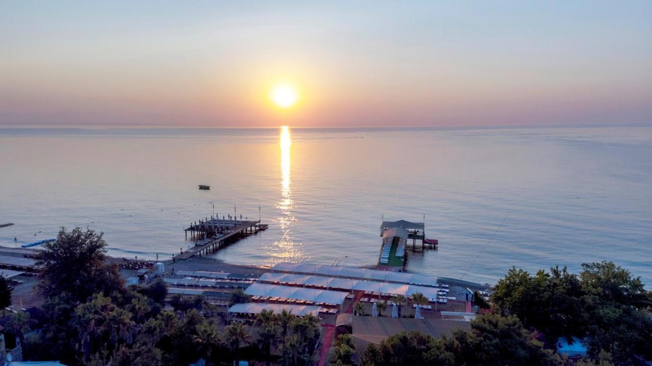 Ring Beach Hotel Beldibi  Exterior photo